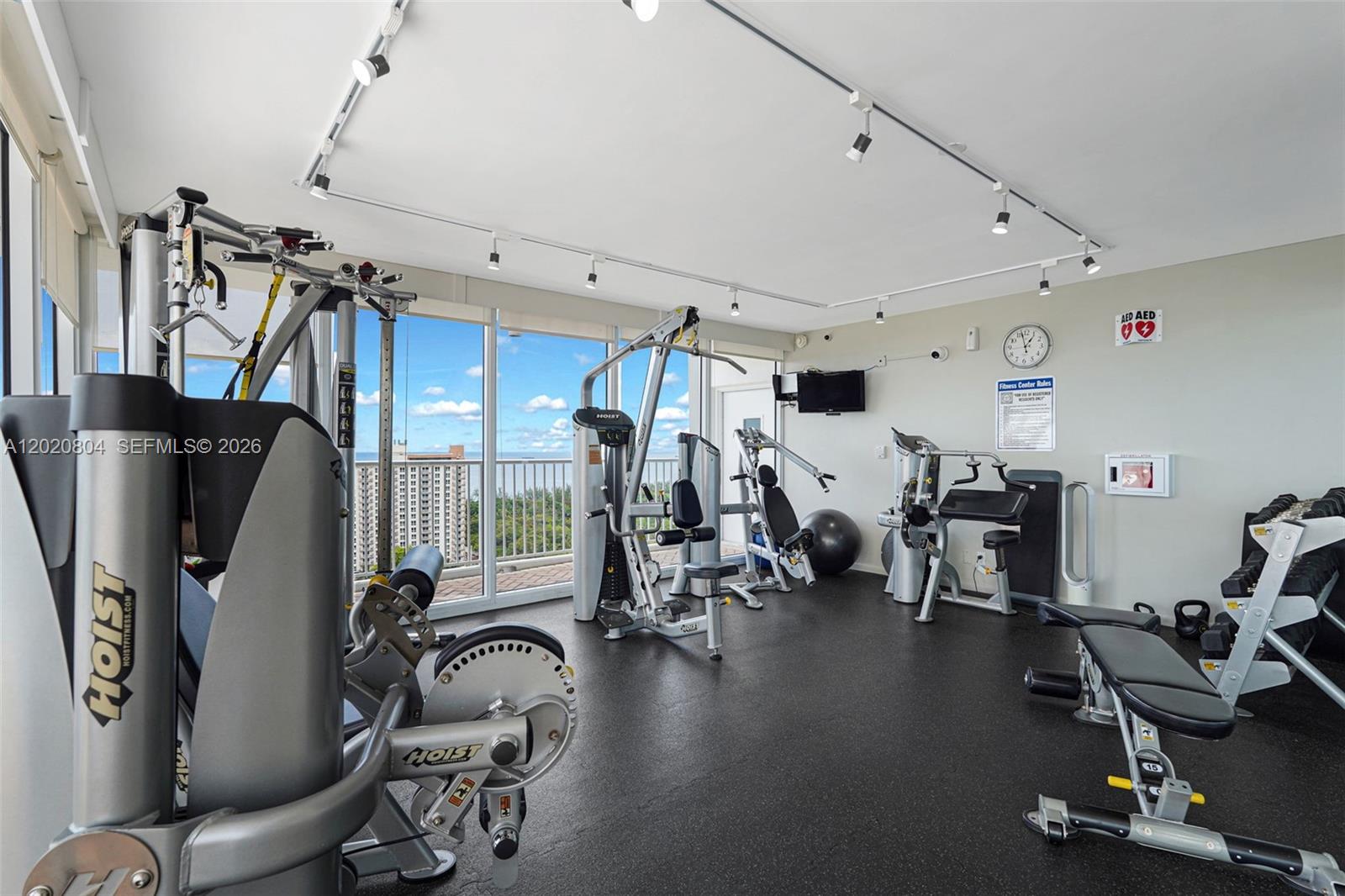 2800 E Sunrise Blvd #17E Fort Lauderdale, FL 33304