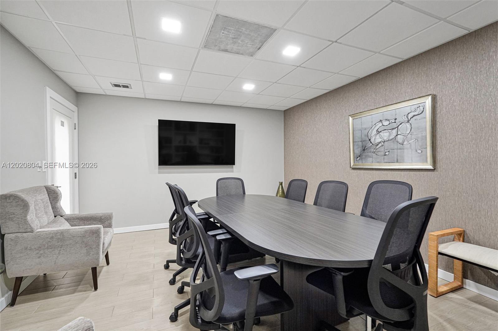 2800 E Sunrise Blvd #17E Fort Lauderdale, FL 33304
