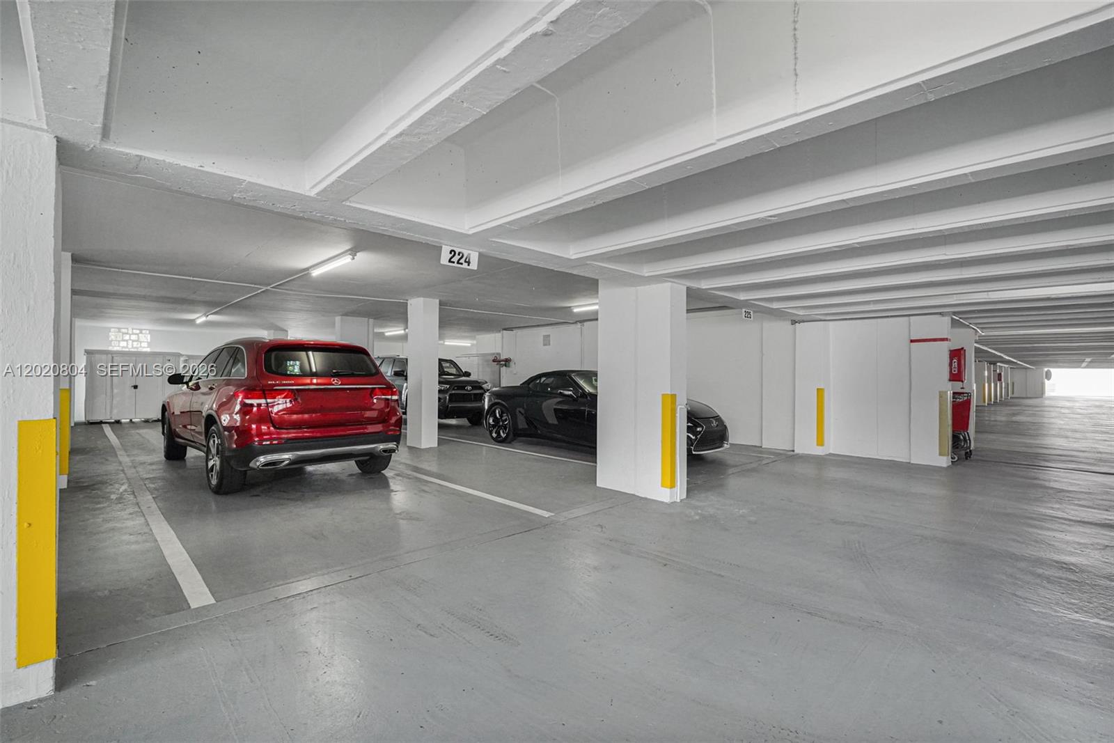 2800 E Sunrise Blvd #17E Fort Lauderdale, FL 33304