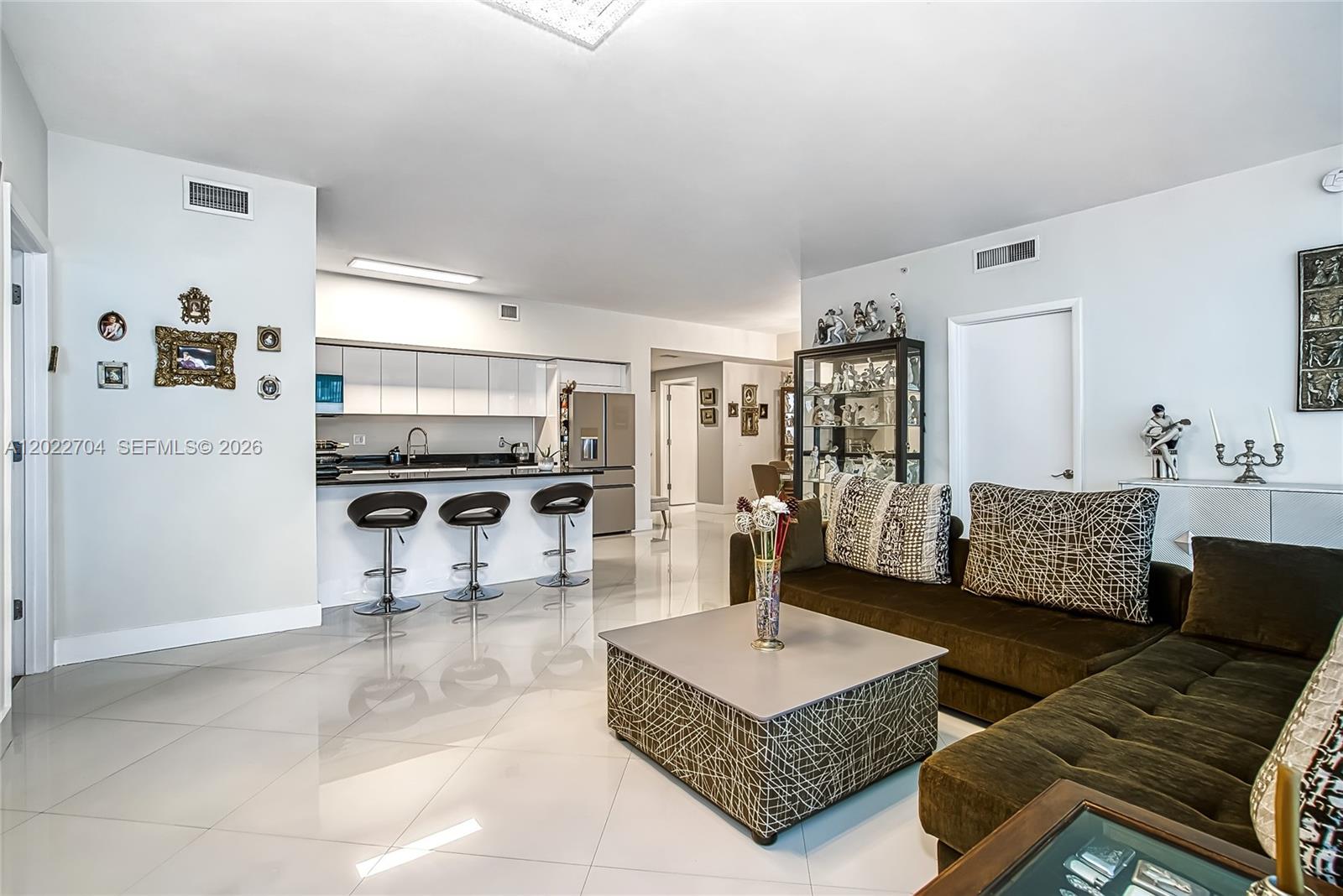 3131 NE 188th St #1-1104 Aventura, FL 33180
