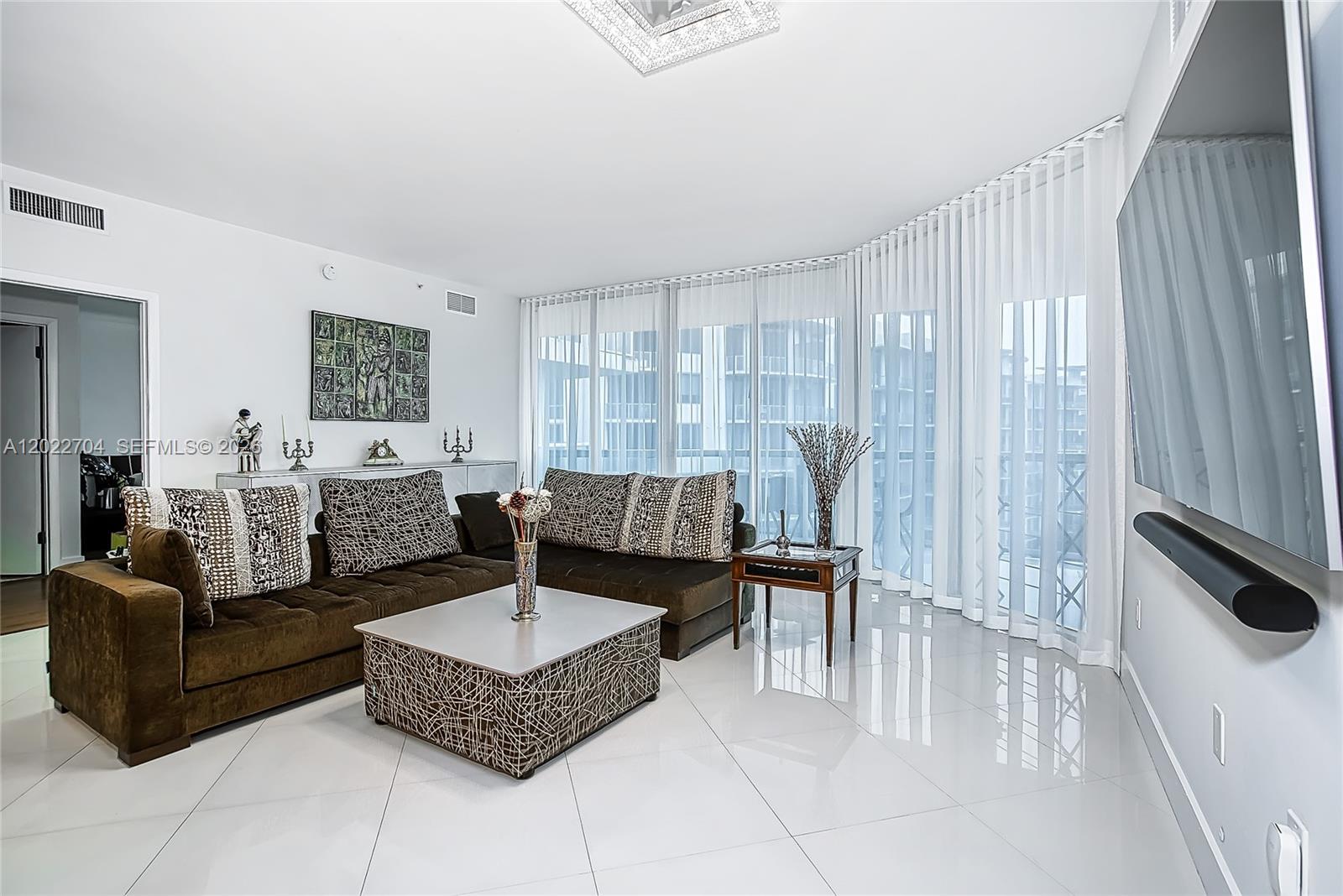 3131 NE 188th St #1-1104 Aventura, FL 33180