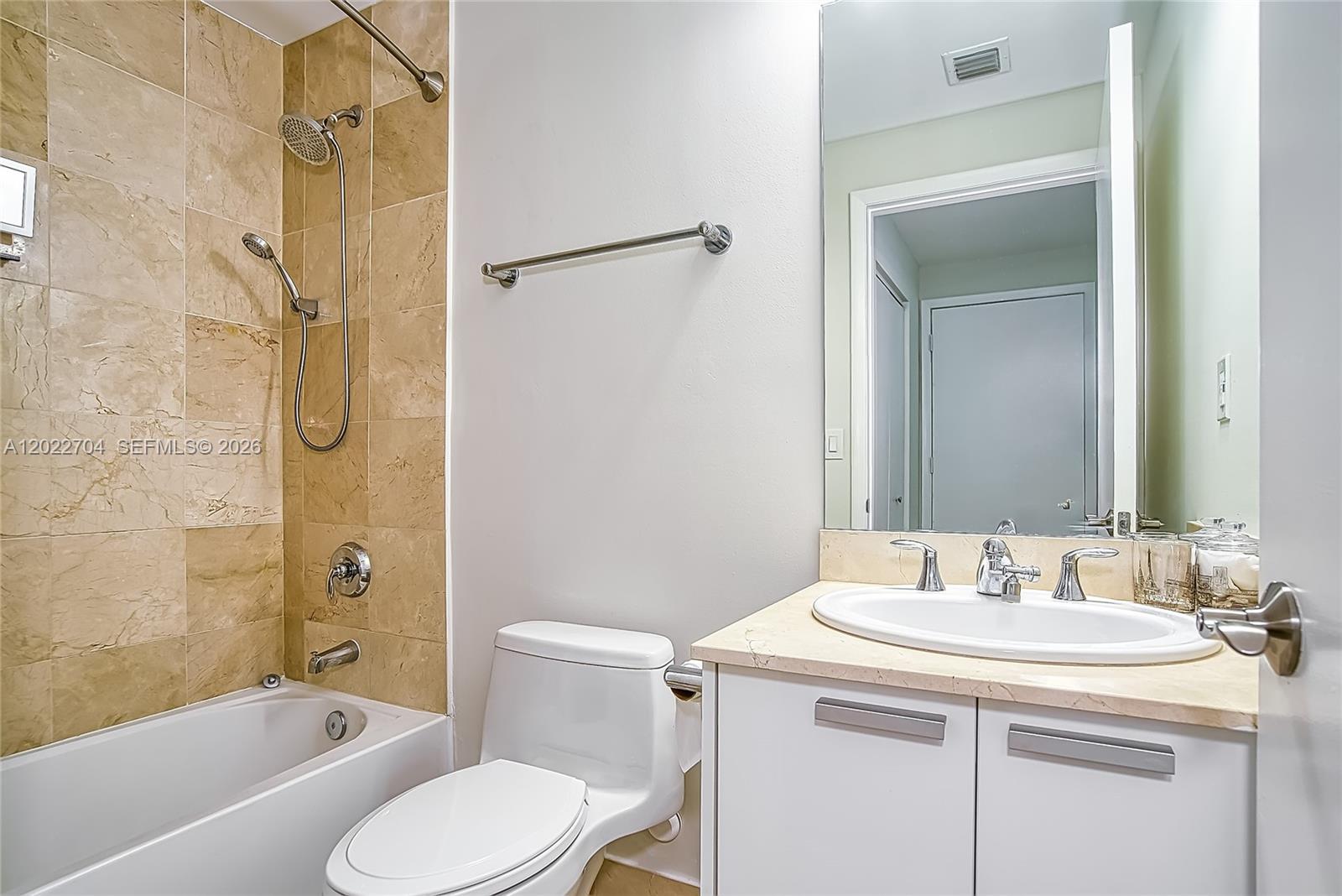 3131 NE 188th St #1-1104 Aventura, FL 33180