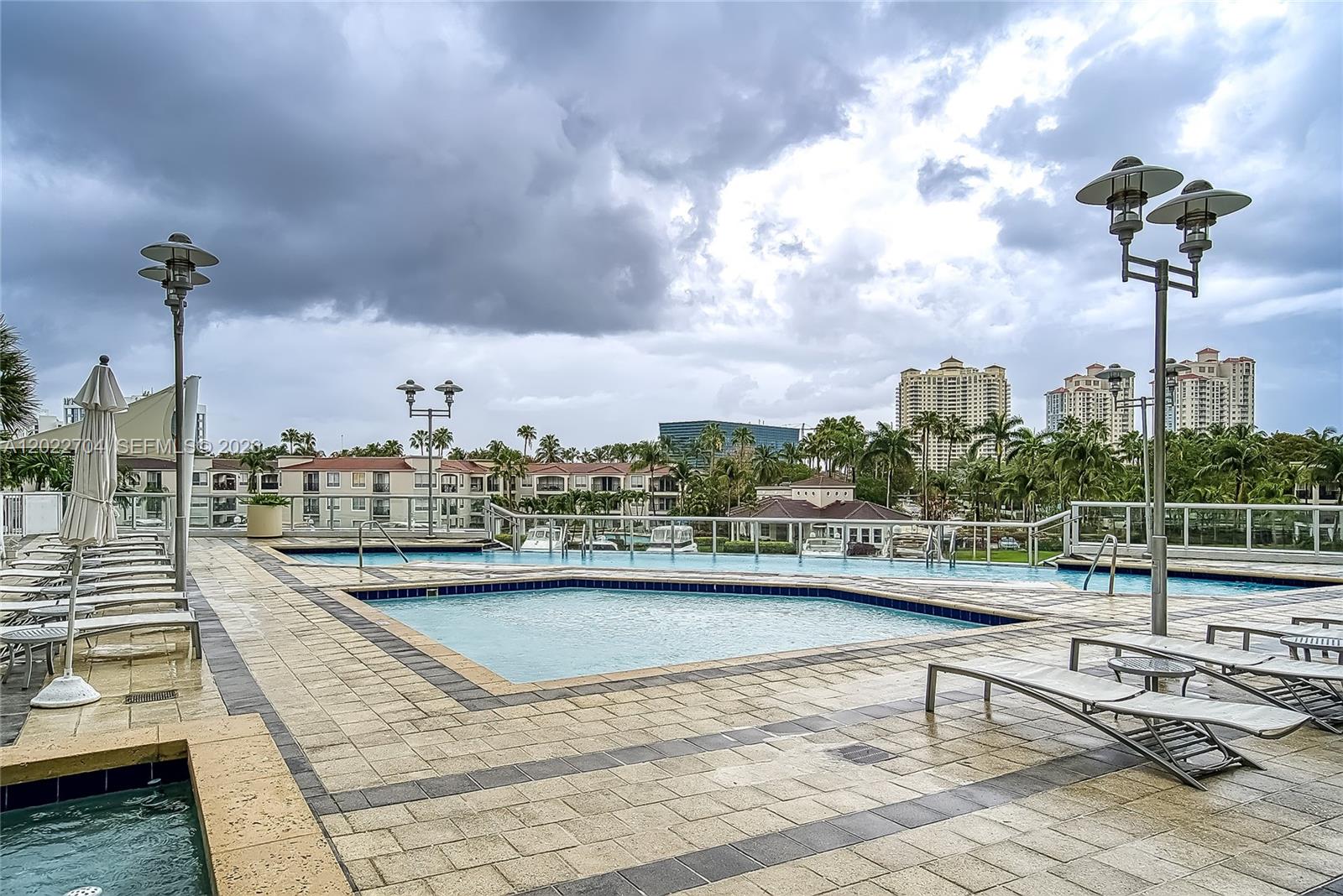 3131 NE 188th St #1-1104 Aventura, FL 33180