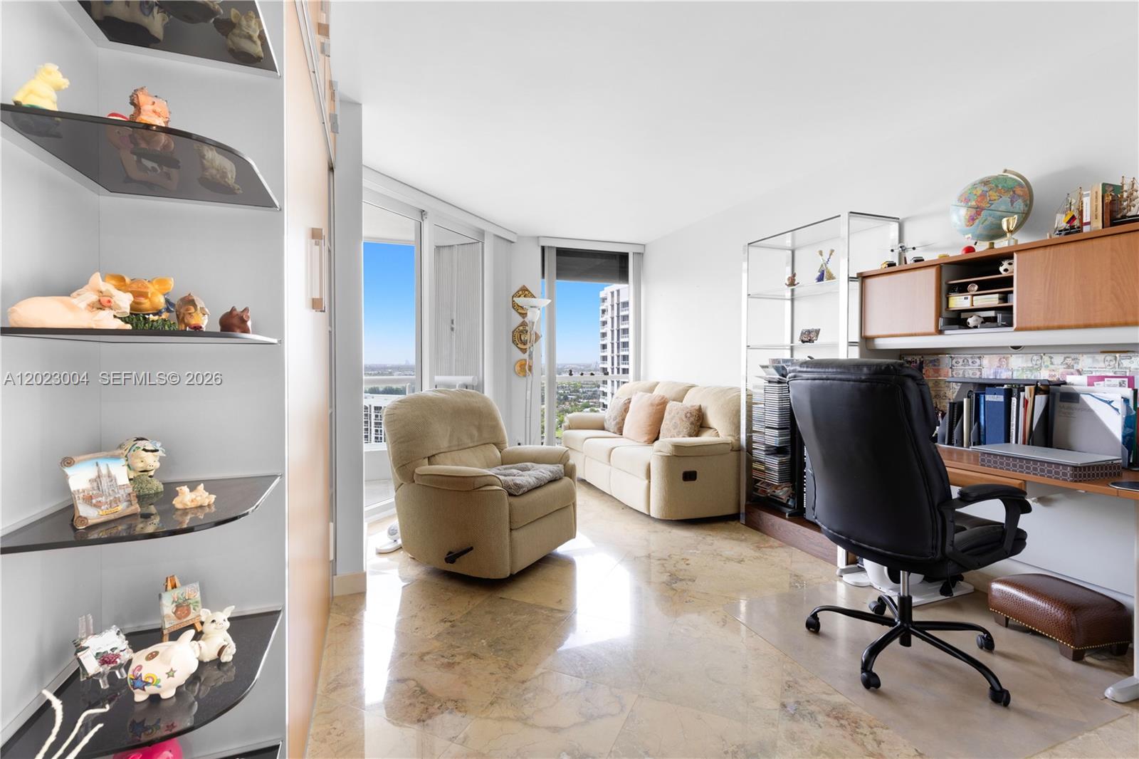 21055 Yacht Clb Dr #2704 Aventura, FL 33180