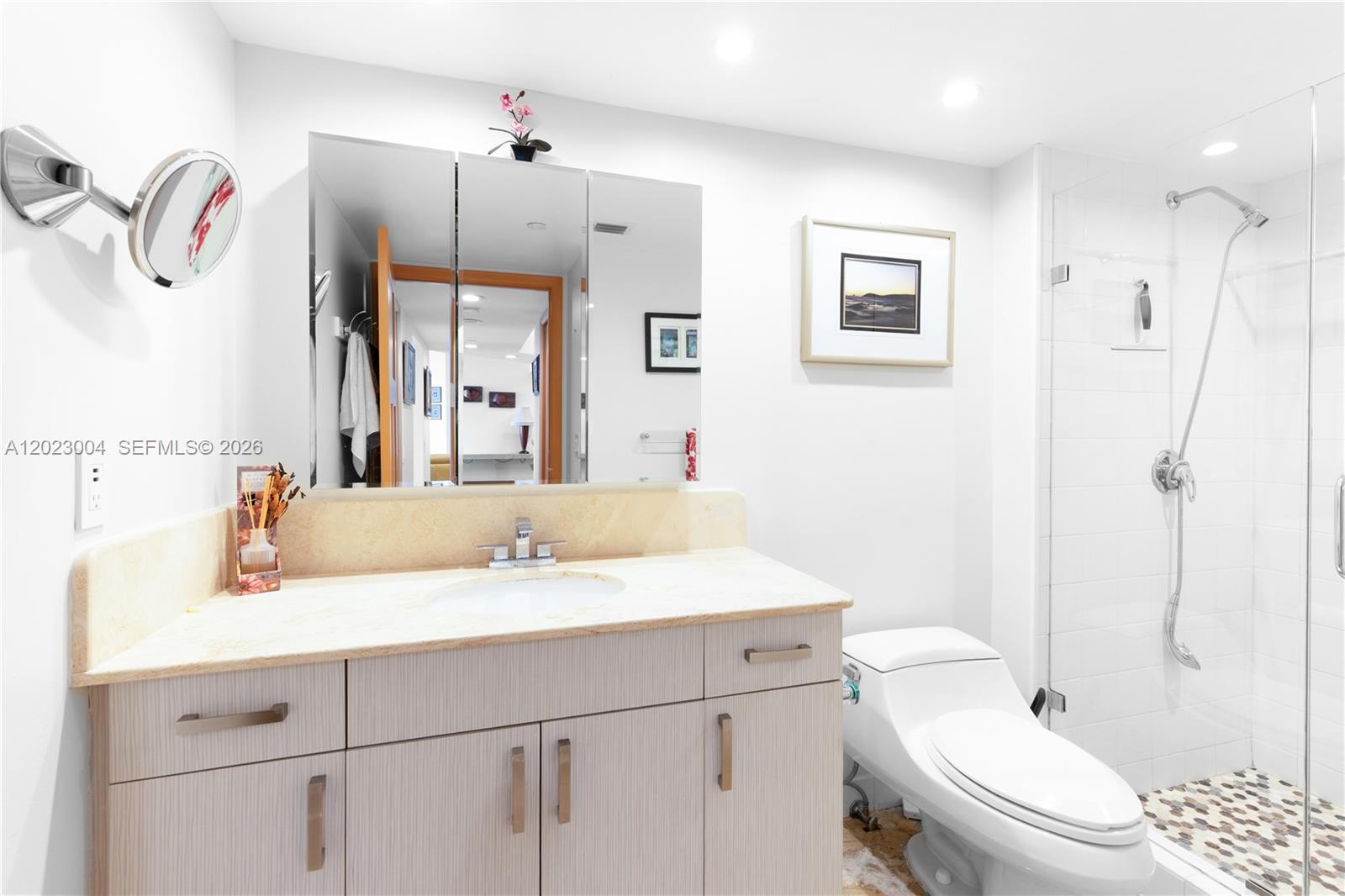 21055 Yacht Clb Dr #2704 Aventura, FL 33180