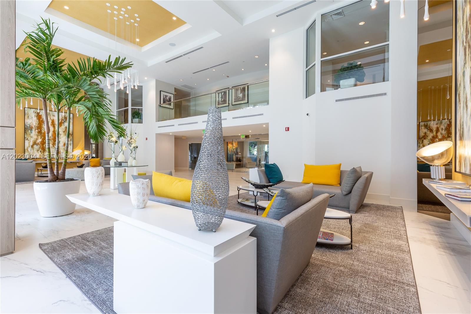 21055 Yacht Clb Dr #2704 Aventura, FL 33180