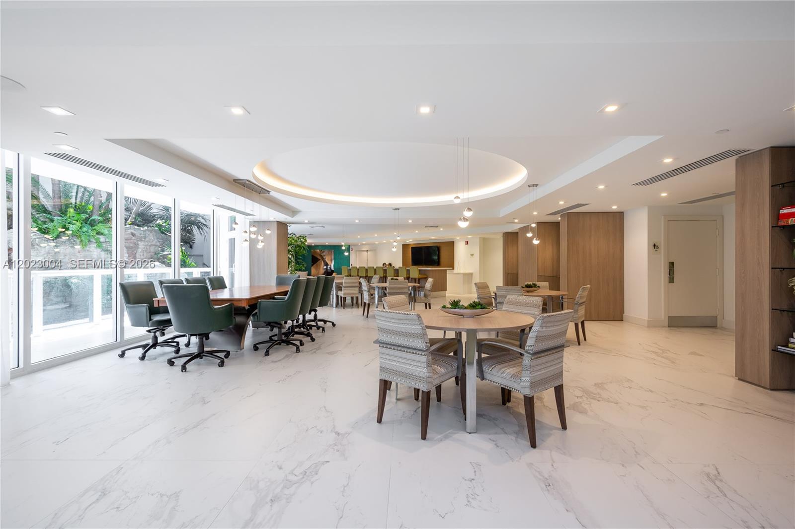 21055 Yacht Clb Dr #2704 Aventura, FL 33180