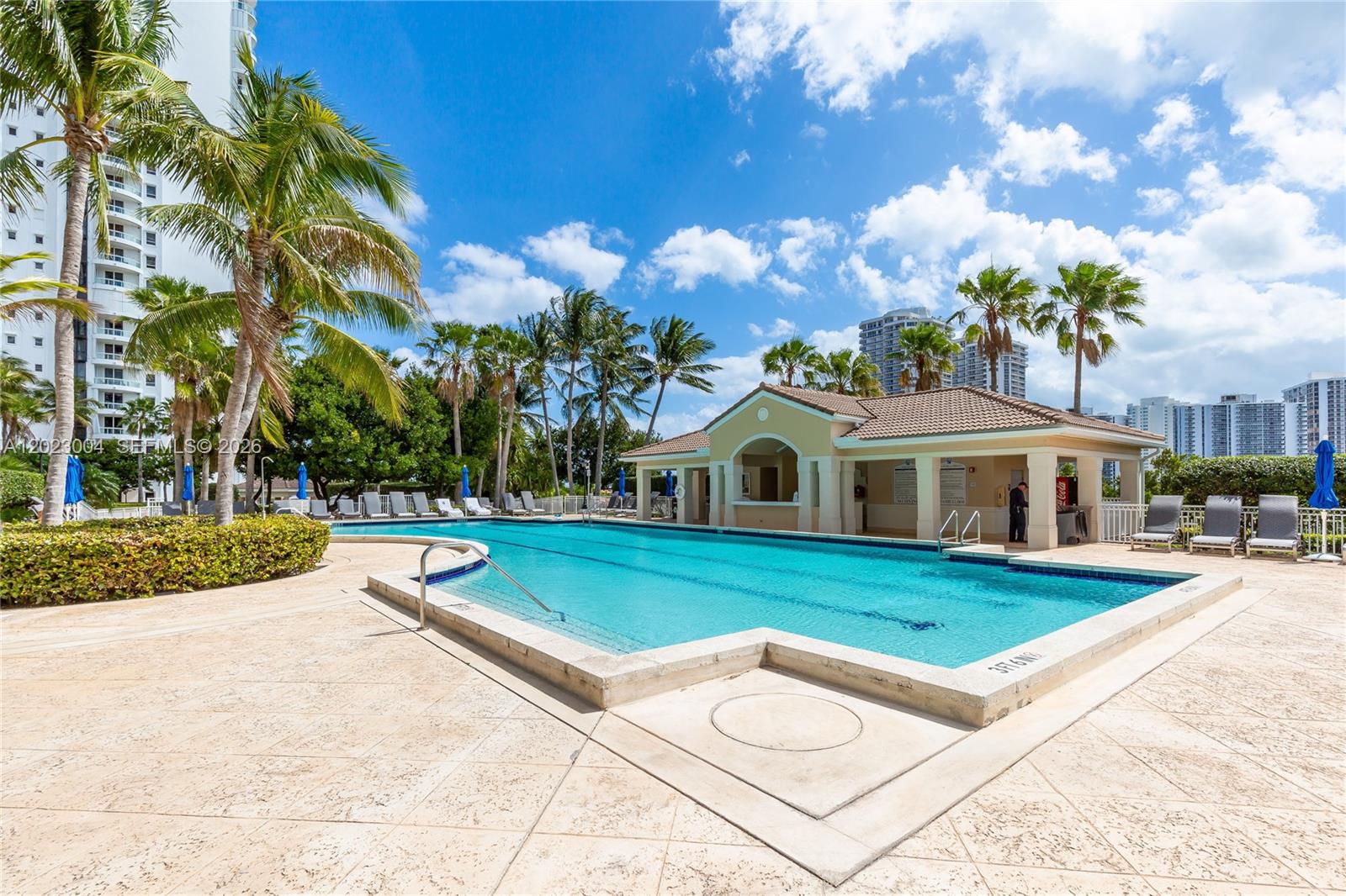21055 Yacht Clb Dr #2704 Aventura, FL 33180