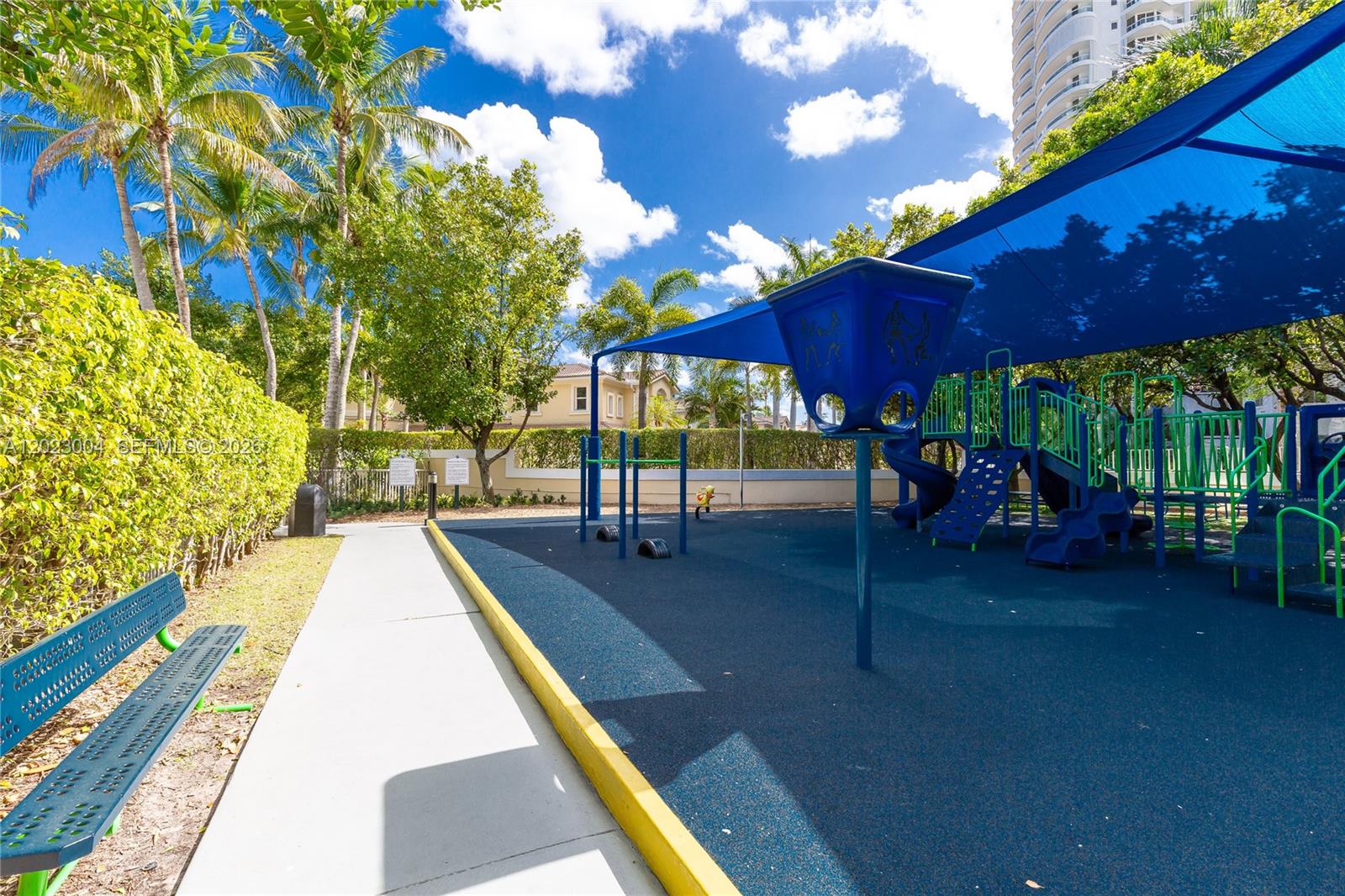 21055 Yacht Clb Dr #2704 Aventura, FL 33180