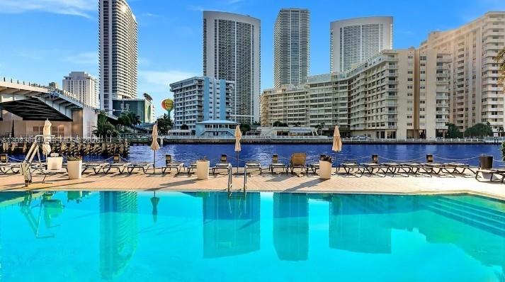 image Beachwalk Condominium0