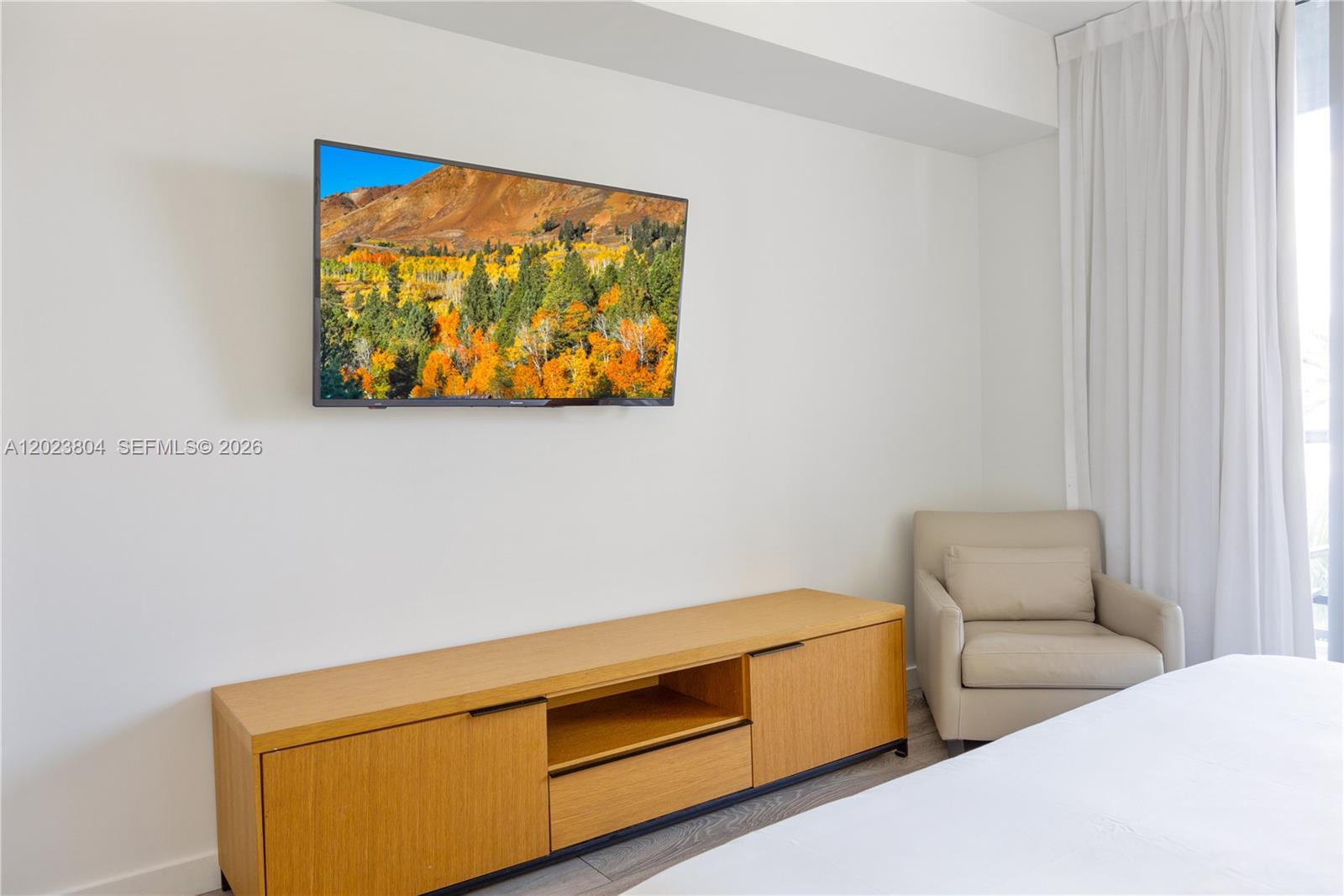 image Beachwalk Condominium11