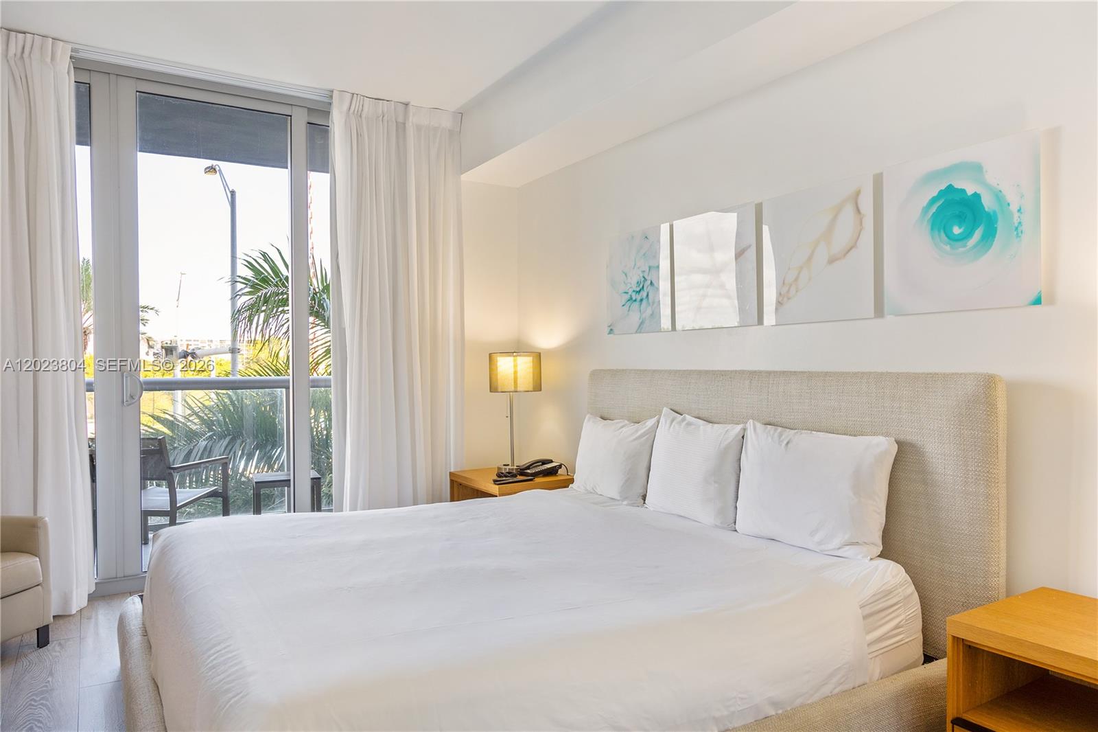 image Beachwalk Condominium2