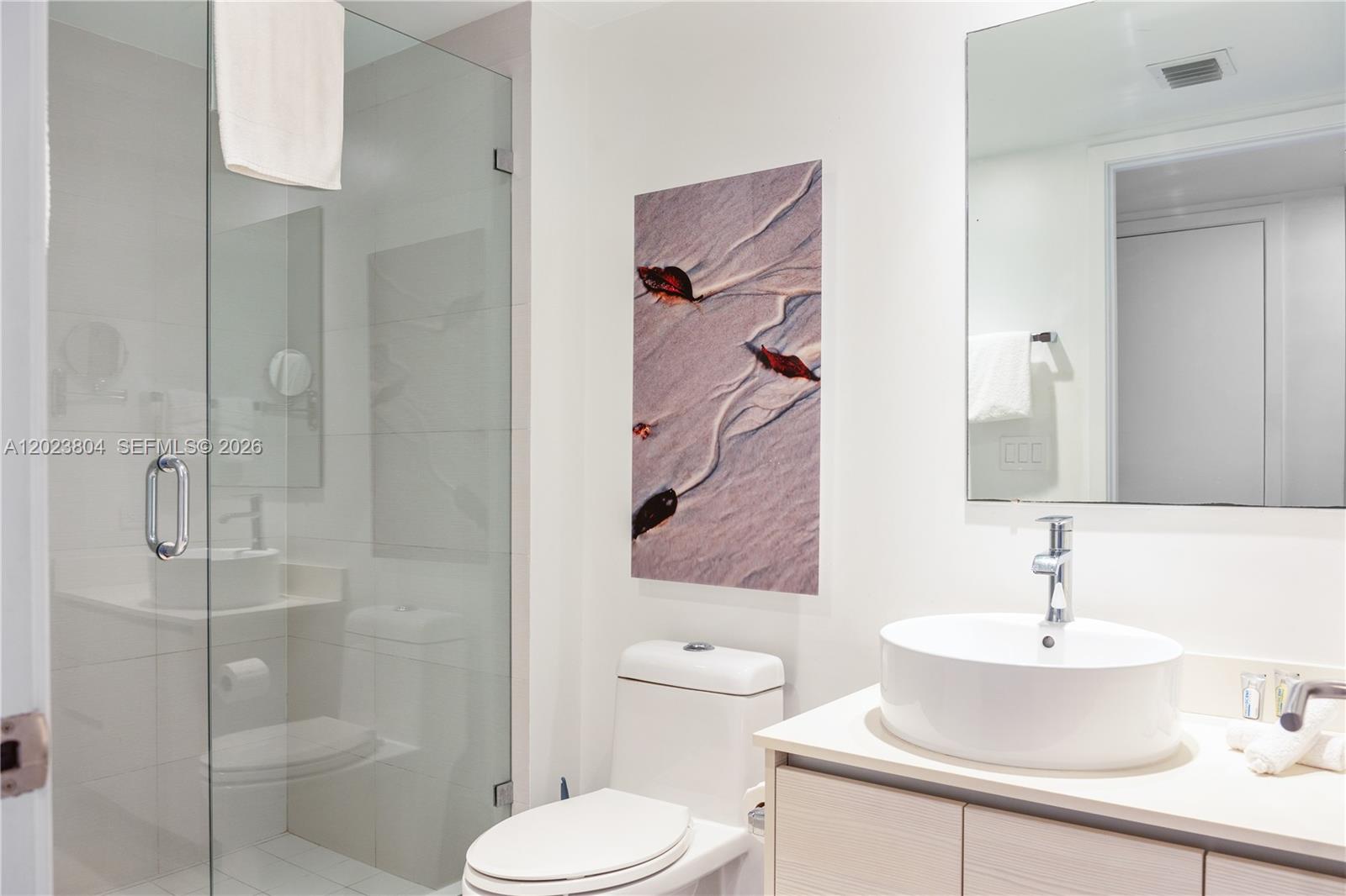 image Beachwalk Condominium8