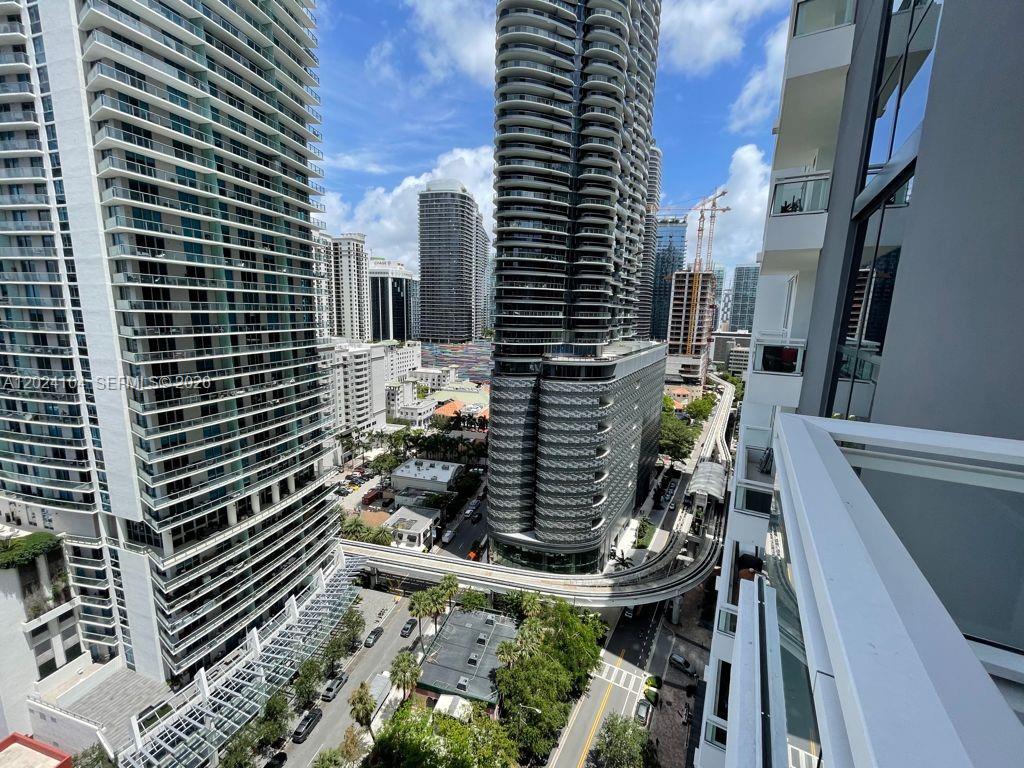 image The Bond on Brickell9