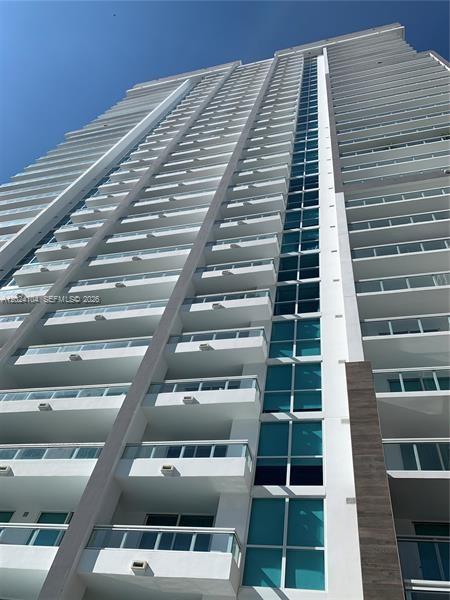 image The Bond on Brickell21