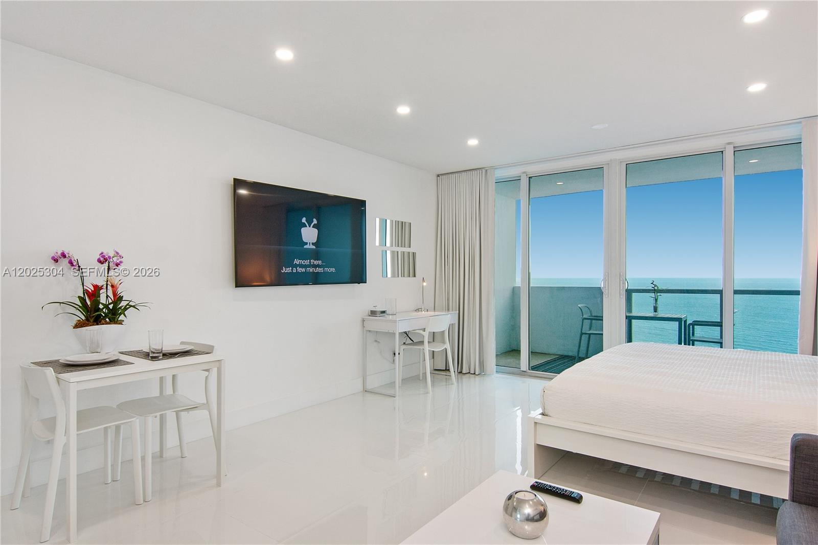 5445 Collins Ave #1730 Miami Beach, FL 33140