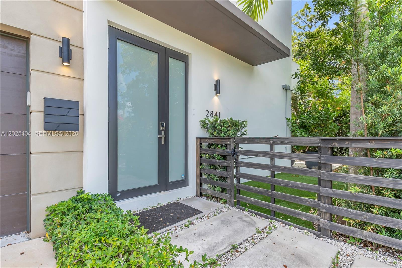 2841 SW 27th St #A Miami, FL 33133
