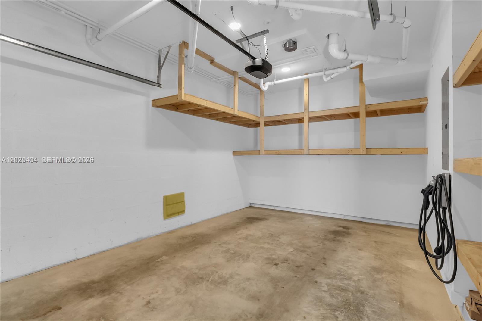 2841 SW 27th St #A Miami, FL 33133