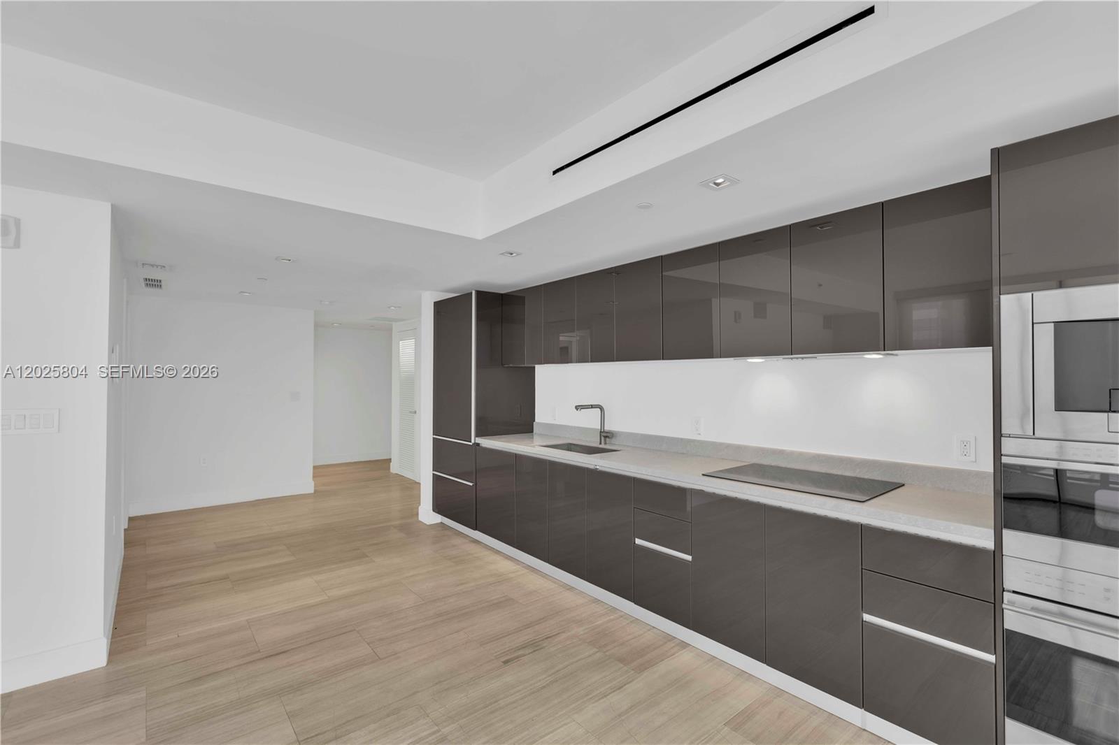 1451 Brickell Ave #2606 Miami, FL 33131