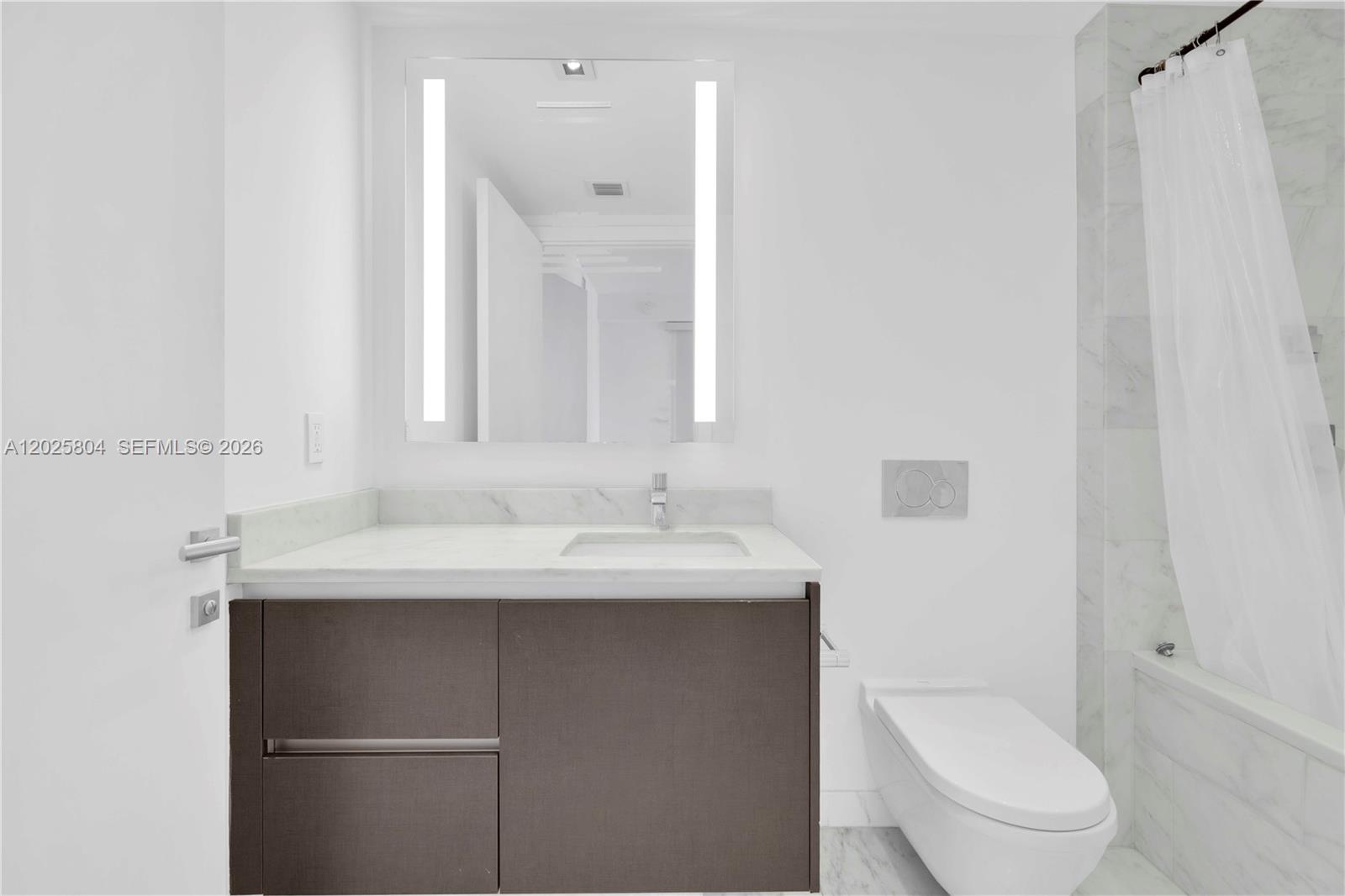 1451 Brickell Ave #2606 Miami, FL 33131