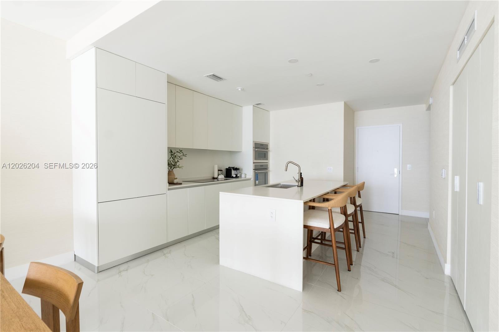 700 NE 24th St #3606 Miami, FL 33137
