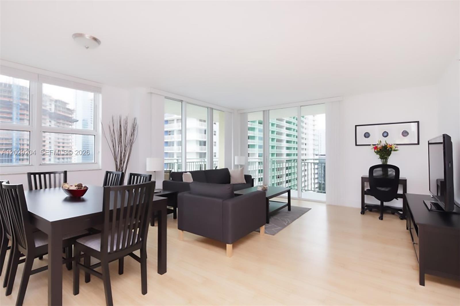 image The Mark on Brickell2