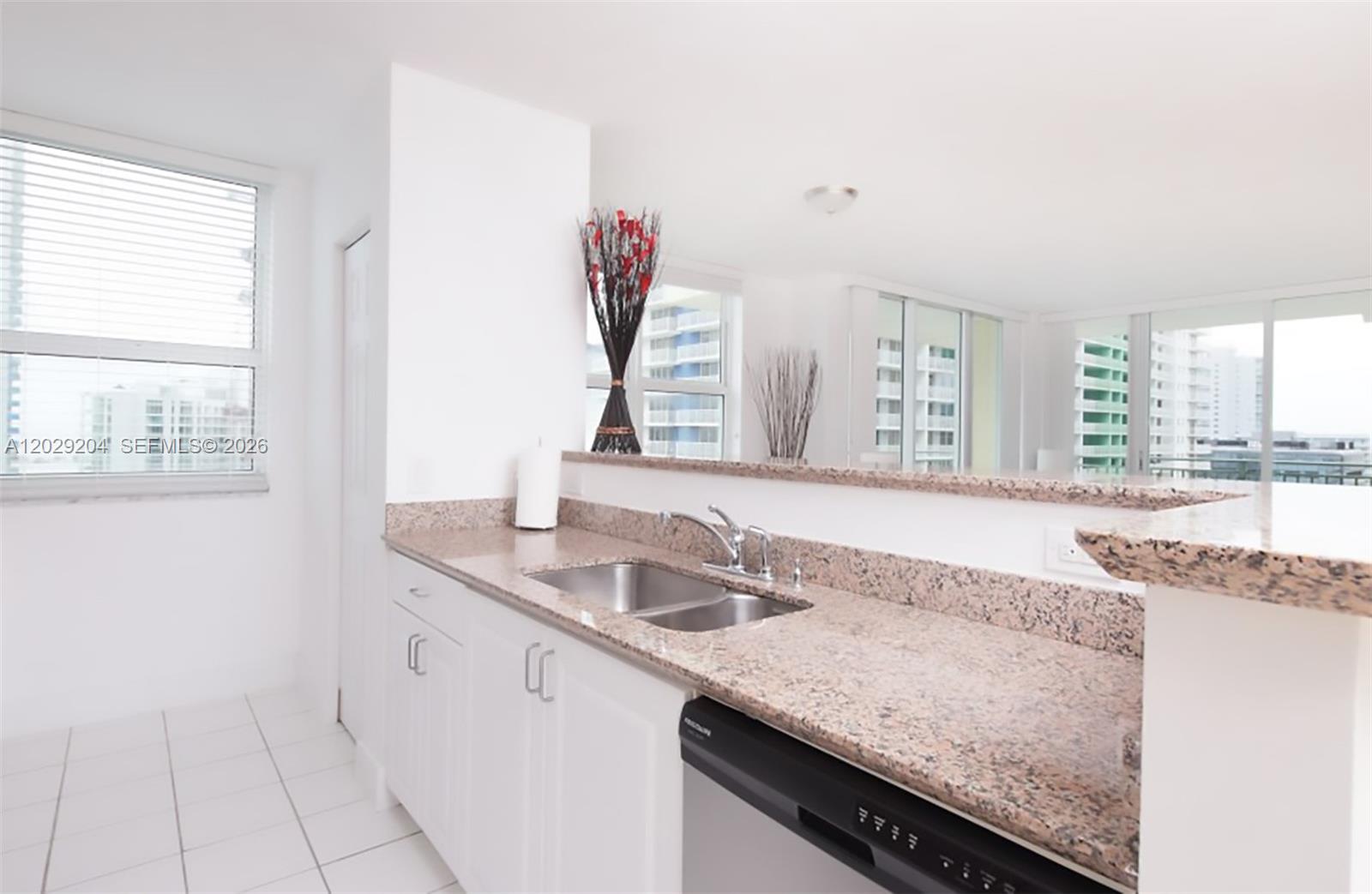 image The Mark on Brickell6
