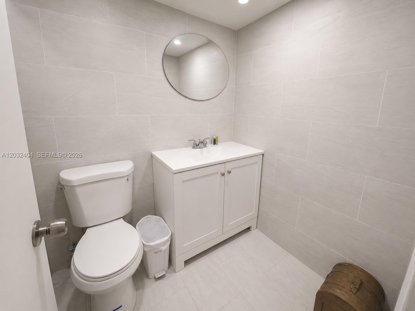 26 Diplomat Pkwy #2325 Hallandale Beach, FL 33009