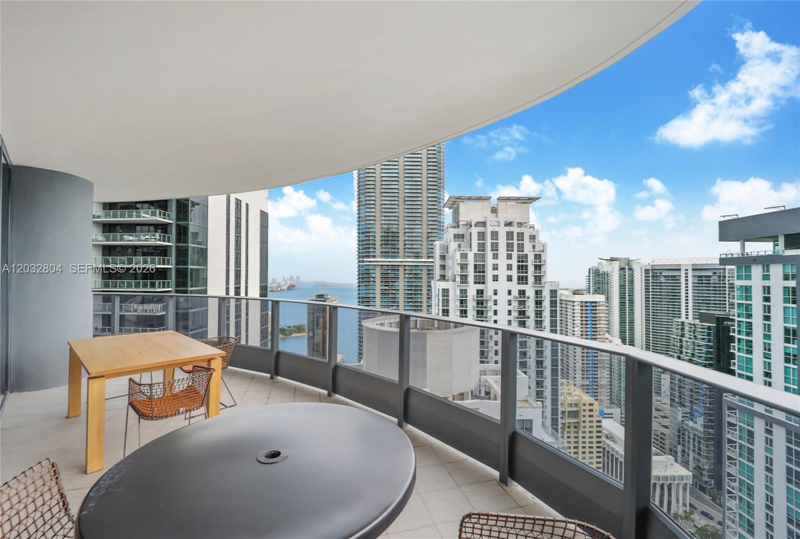 1000 Brickell Plz #4401 Miami, FL 33131
