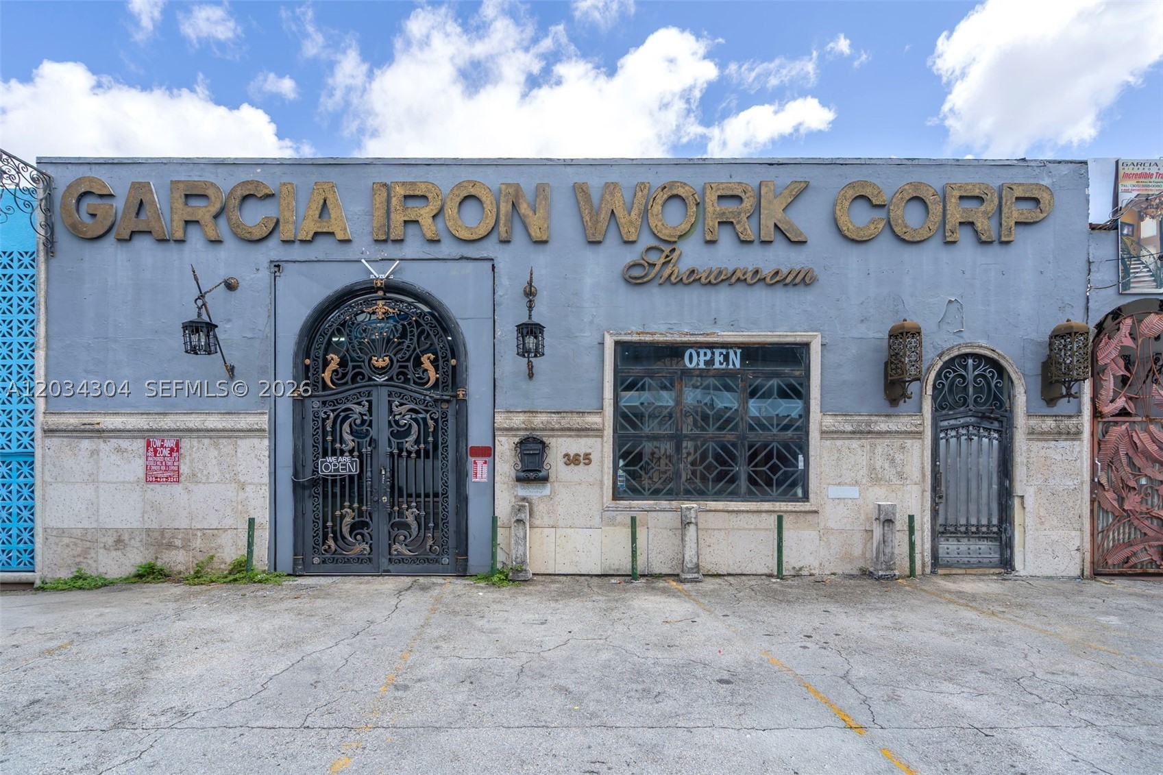 341 W 21st St Hialeah, FL 33010
