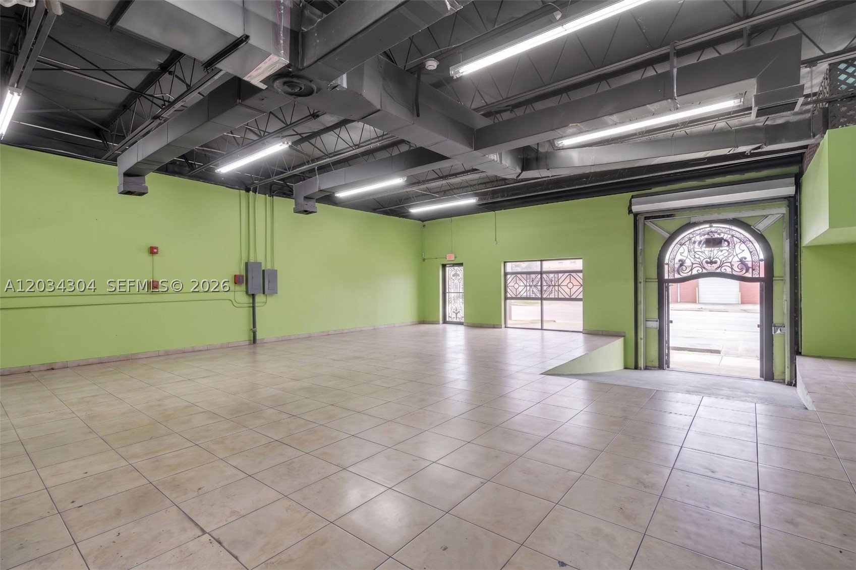 341 W 21st St Hialeah, FL 33010
