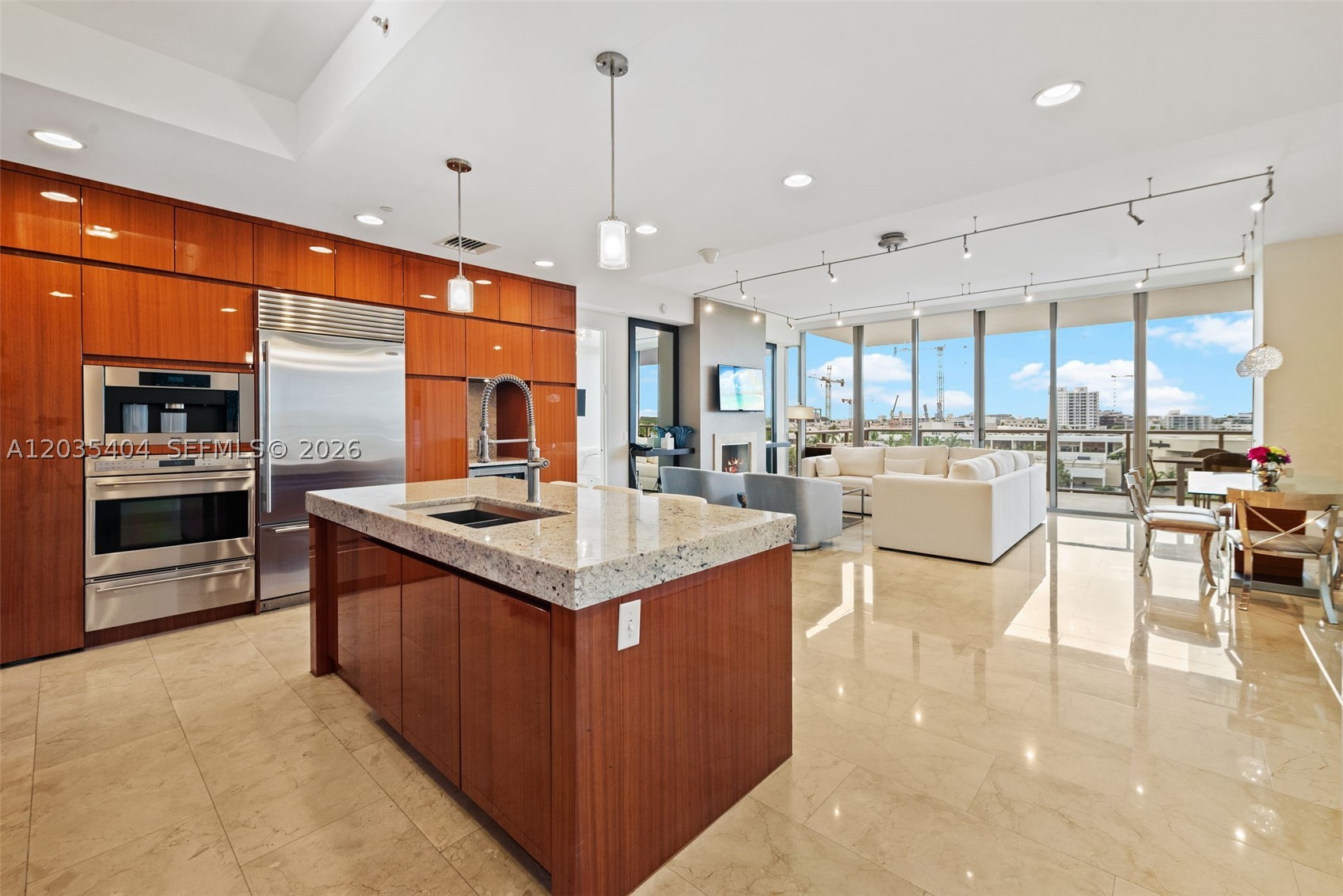 image St Regis Bal Harbour North0