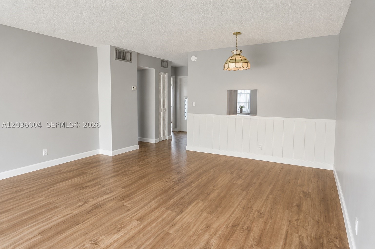 1000 NE 14th Ave #404