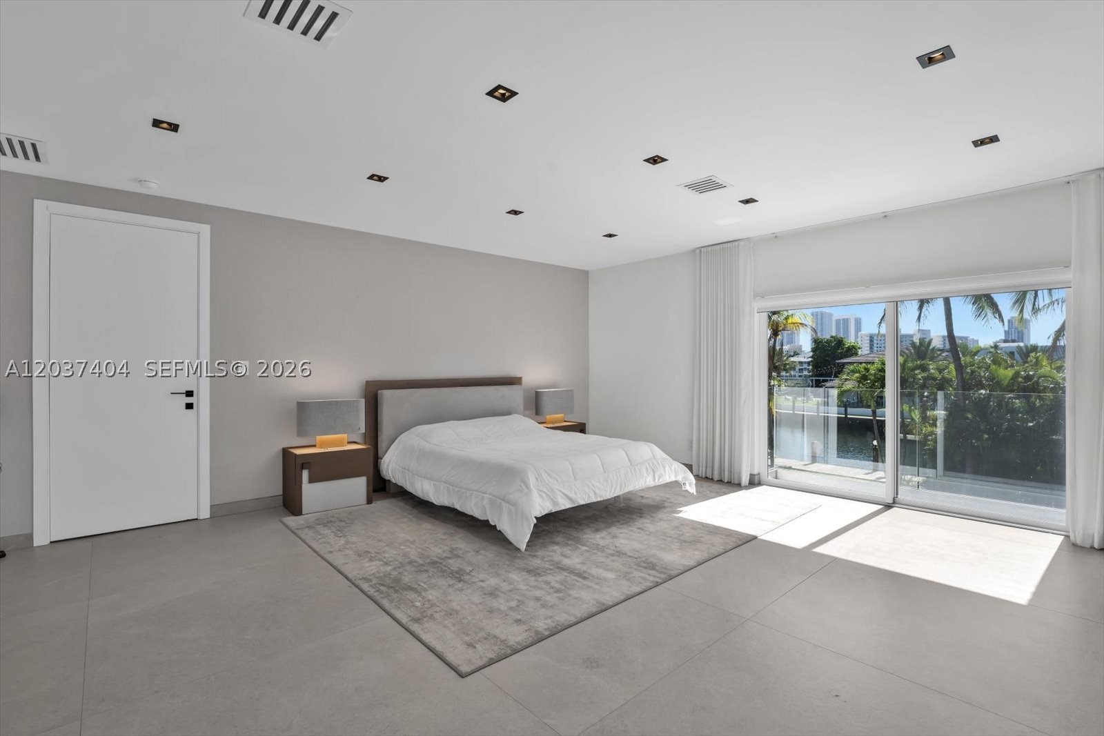 431 Layne Blvd Hallandale Beach, FL 33009