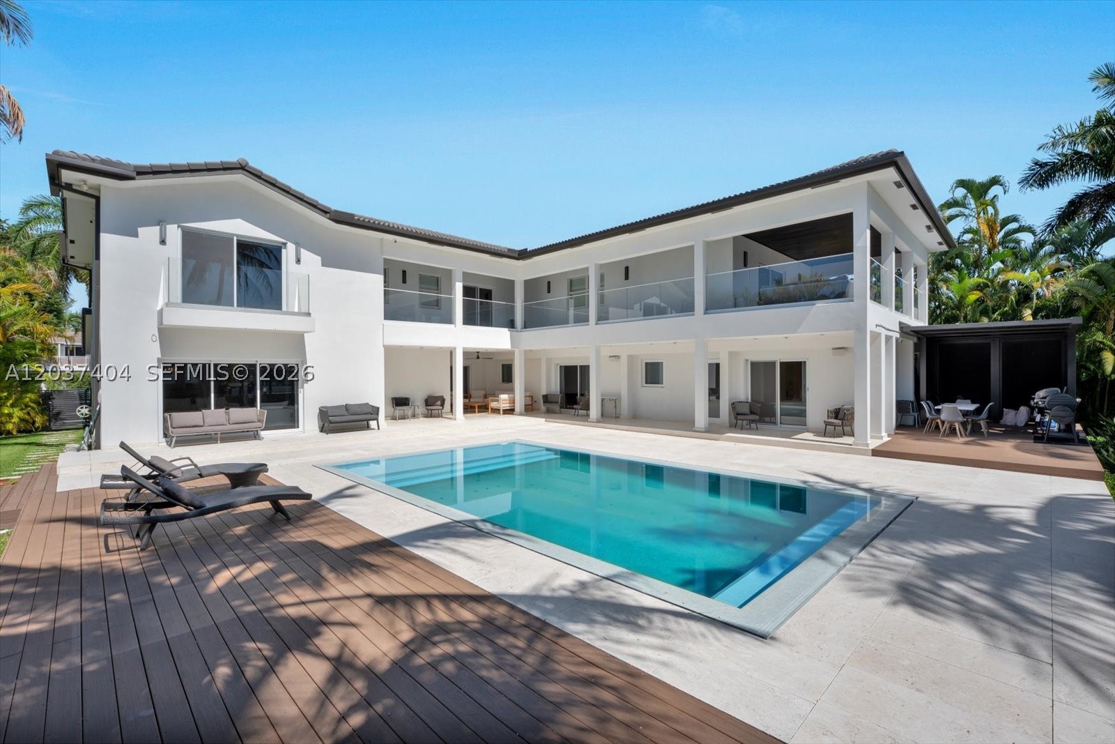 431 Layne Blvd Hallandale Beach, FL 33009