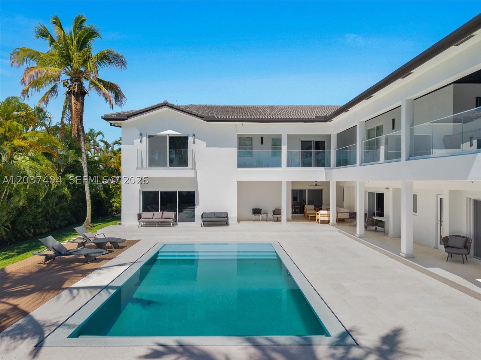 431 Layne Blvd Hallandale Beach, FL 33009