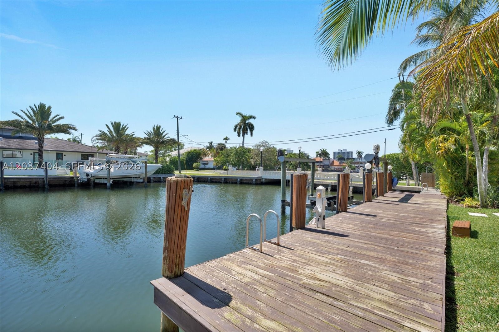 431 Layne Blvd Hallandale Beach, FL 33009