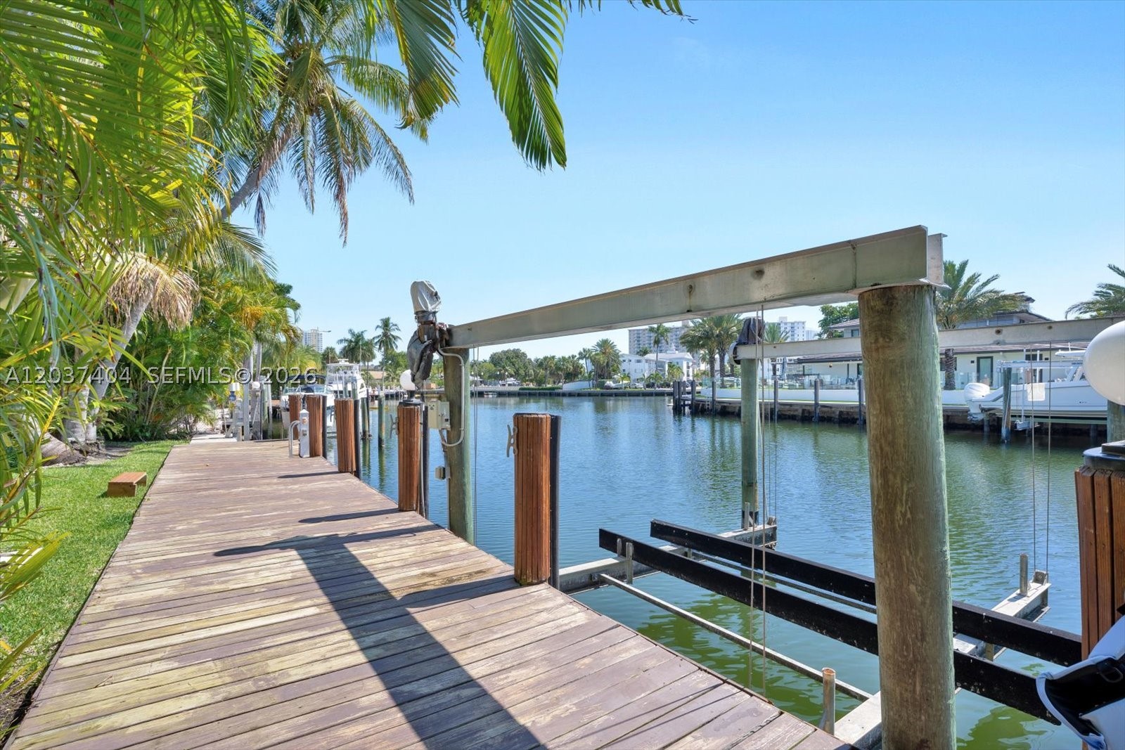 431 Layne Blvd Hallandale Beach, FL 33009