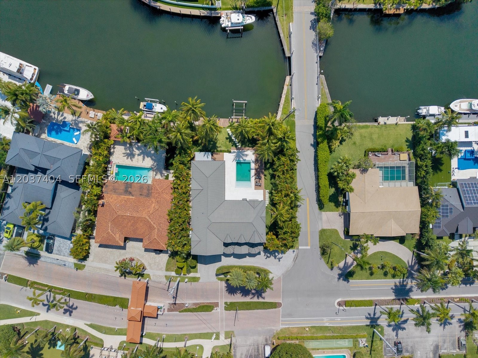431 Layne Blvd Hallandale Beach, FL 33009
