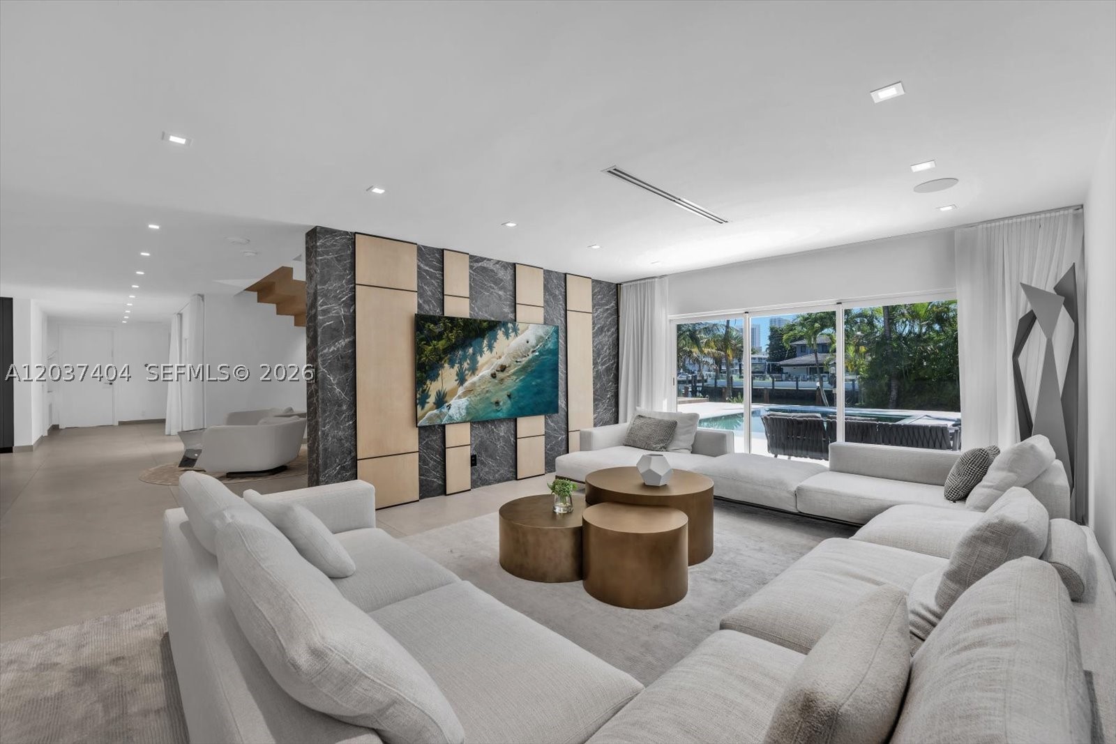431 Layne Blvd Hallandale Beach, FL 33009