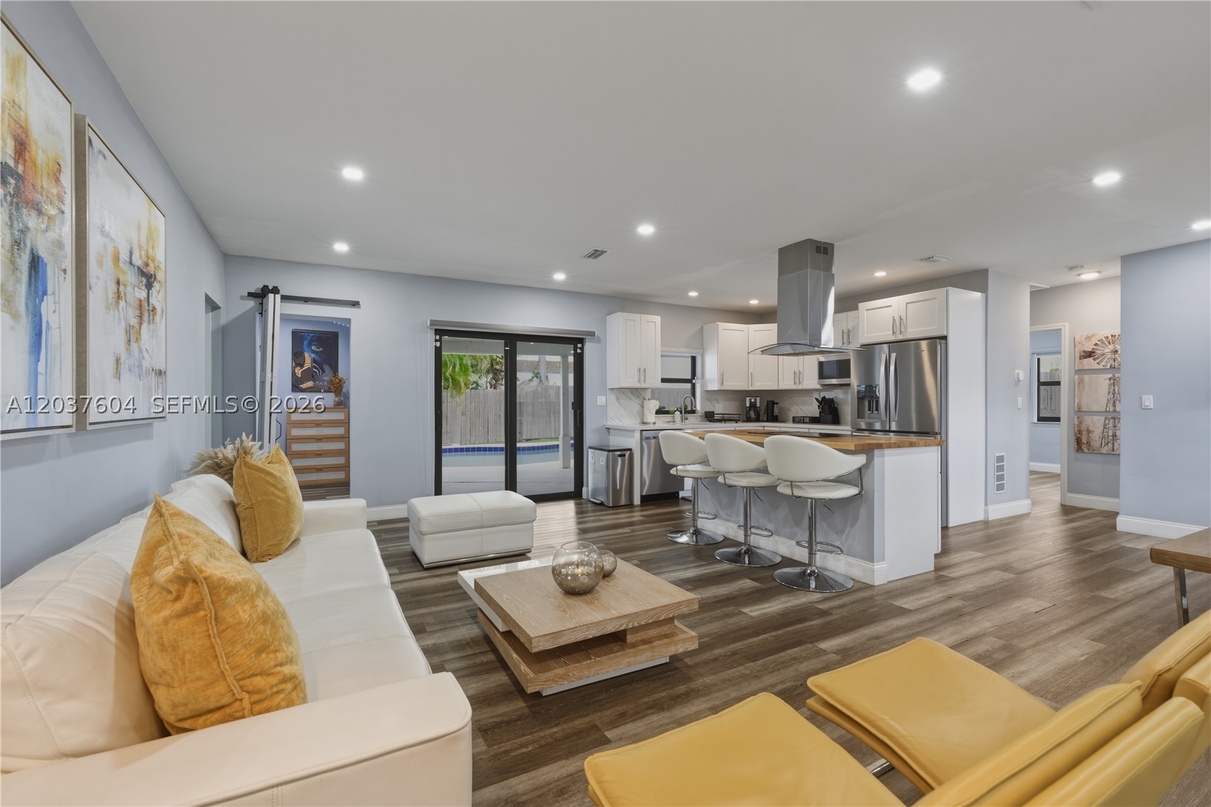 7395 SW 39th St Miami, FL 33155