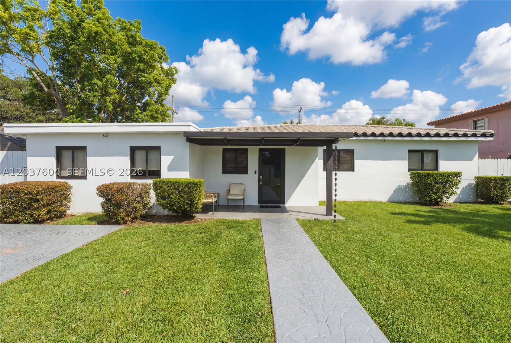 7395 SW 39th St Miami, FL 33155