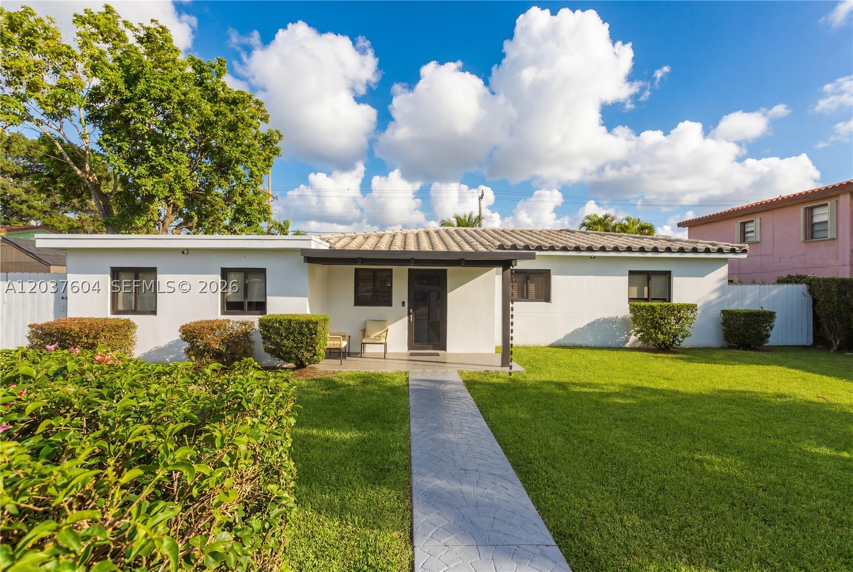 7395 SW 39th St Miami, FL 33155