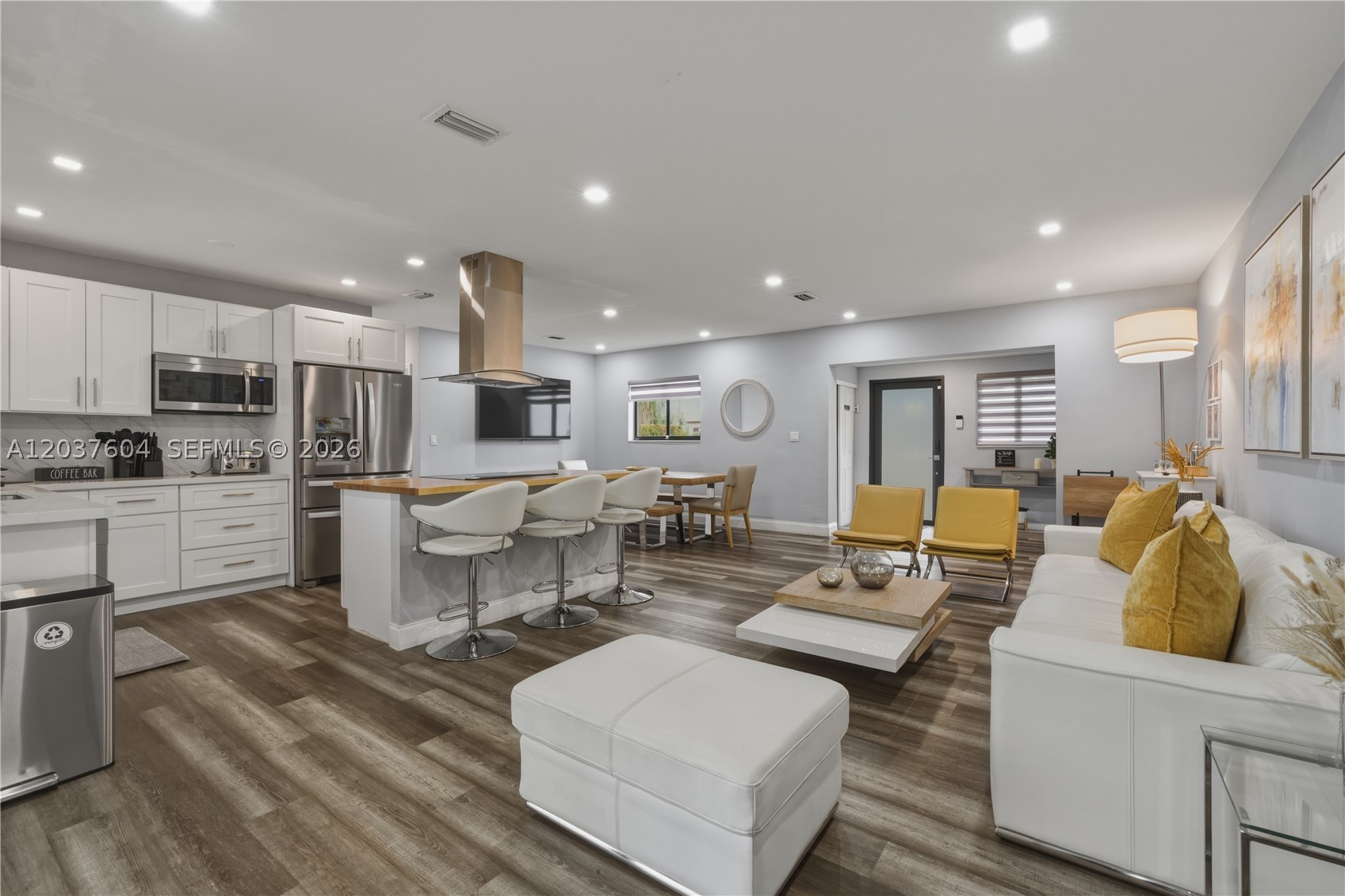7395 SW 39th St Miami, FL 33155
