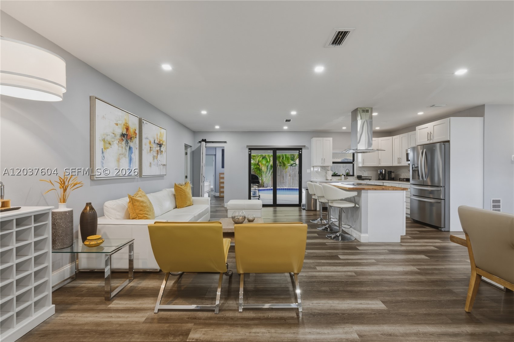 7395 SW 39th St Miami, FL 33155