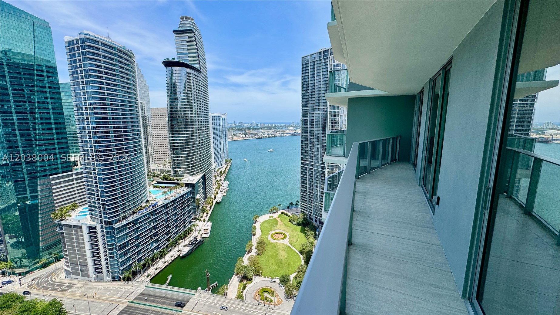 image Viceroy Brickell Residences0