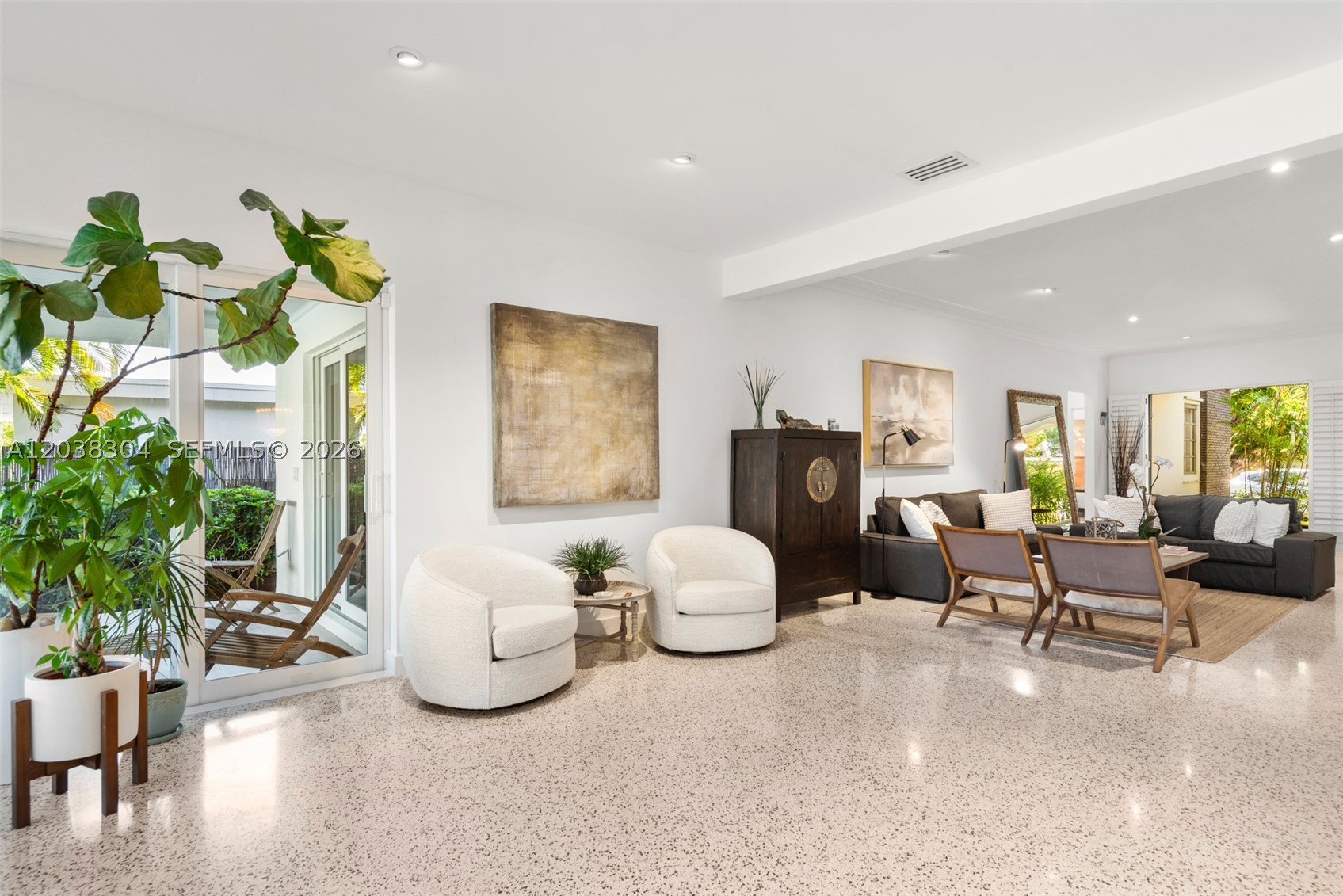 365 N Shore Dr Miami Beach, FL 33141