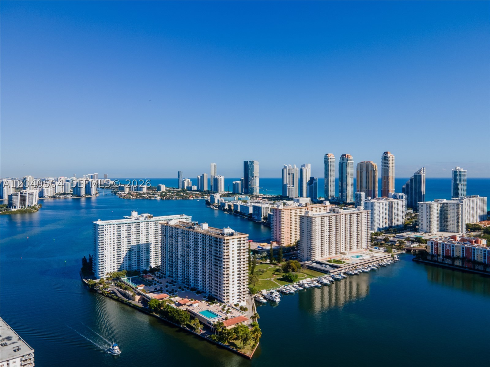 image Winston Towers 7000