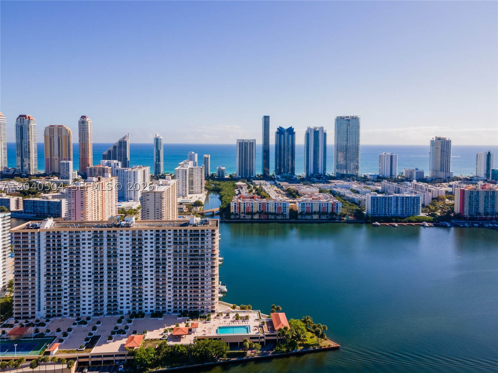 image Winston Towers 70047
