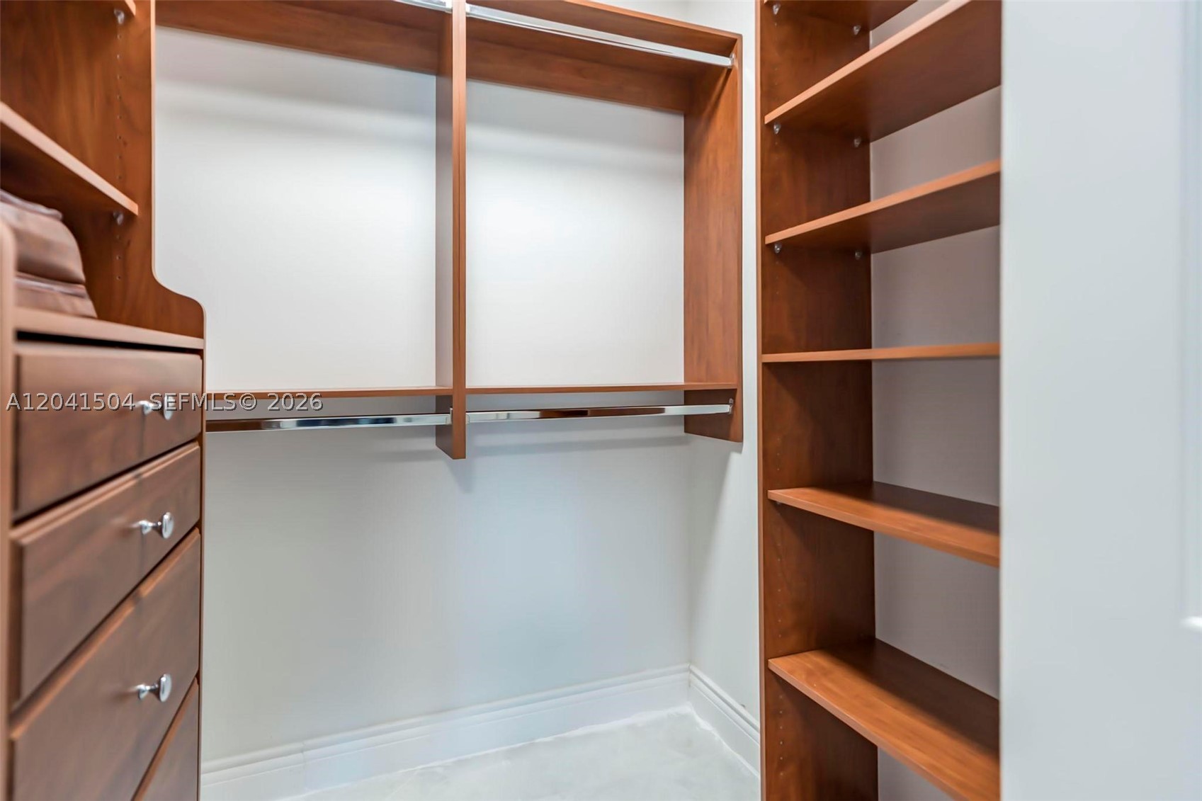1723 SW 2nd Ave #607 Miami, FL 33129